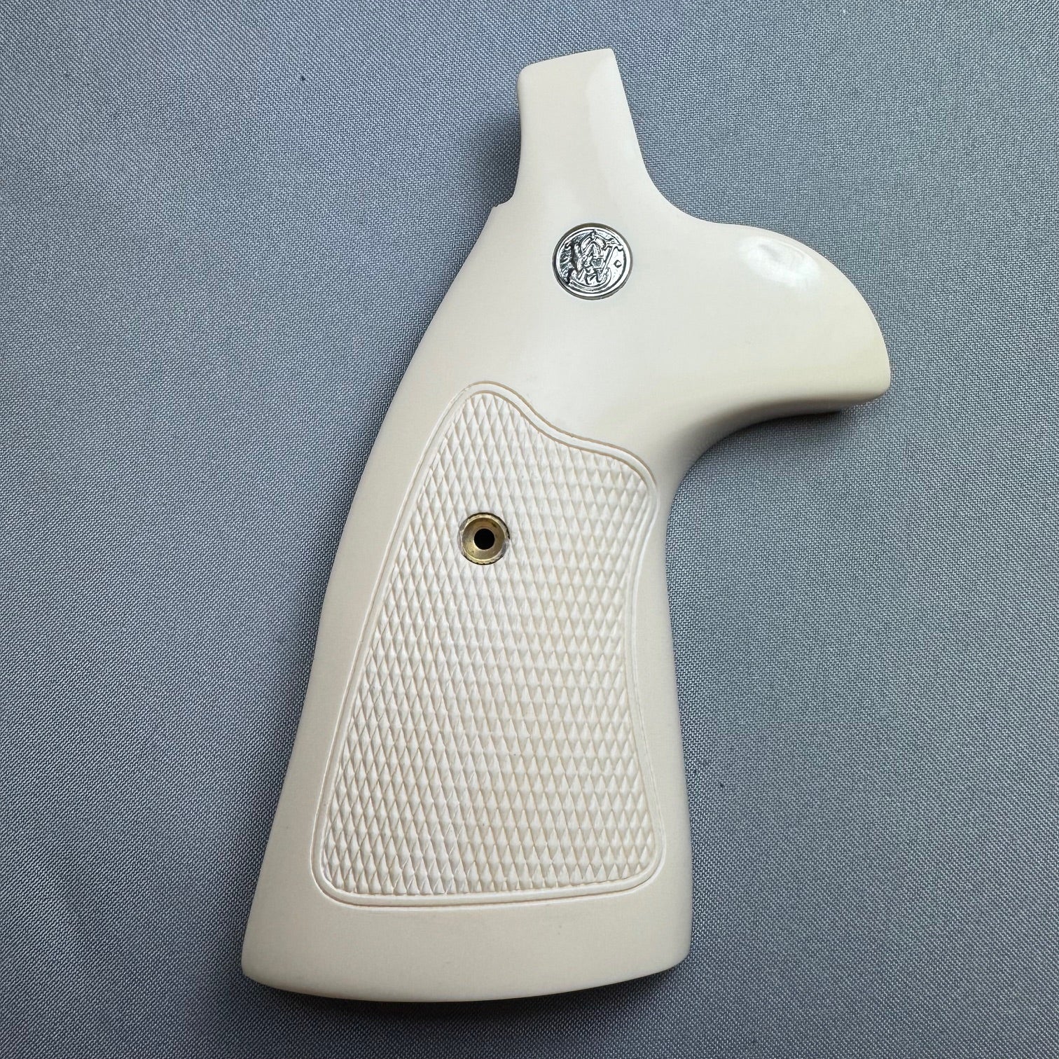 S&W N Frame Round Butt Oversized Conversion Checkered Simulated Ivory Pistol Grips
