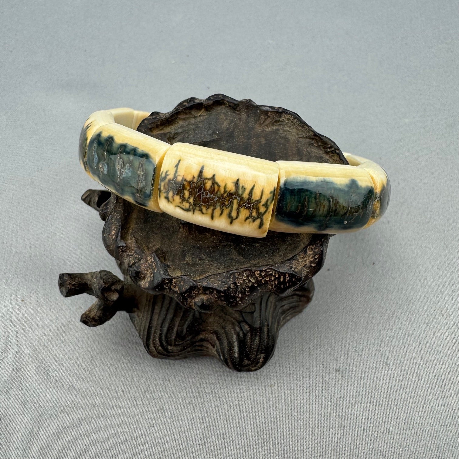 Mammoth Ivory Bark Bracelet 1/2"- 29