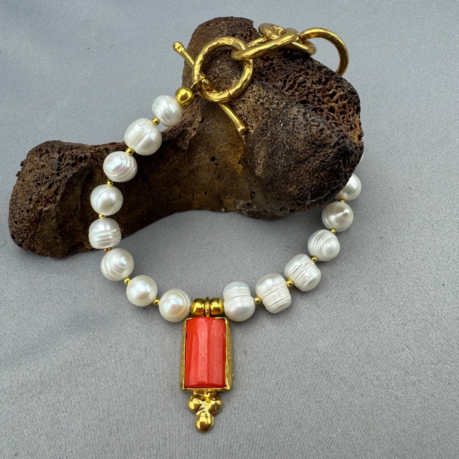 Fresh Water Pearl & Coral Bracelet - B1