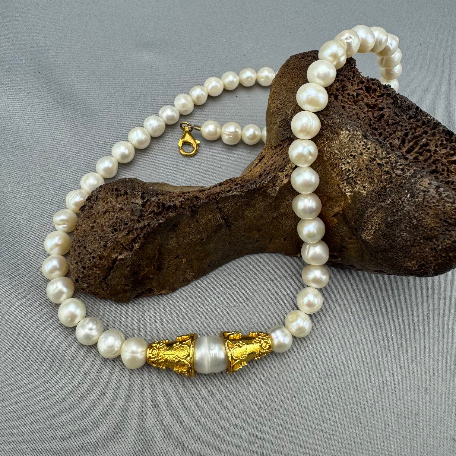 Fresh Water Pearl Adjustable Necklace 08