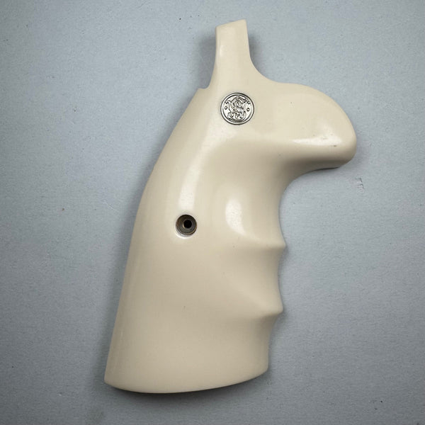 S&W K Frame Round Butt Oversized Conversion with Finger Grooves Simulated Ivory Pistol Grips with Medallions