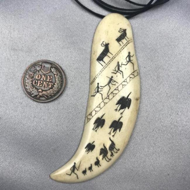 Vintage Scrimshawed Bone Fang Pendant with Eskimo Pictographs 5